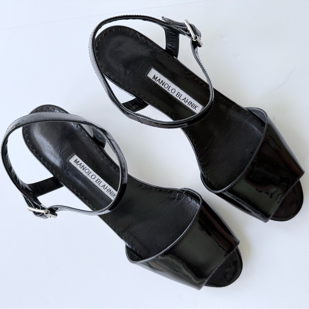 Manolo Blahnik Affian Sandal in Black Patent Leather 39 / 8 - Picture 8 of 16